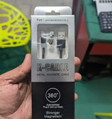 Magnetic%20Fast%20Charging%20Cable%20With%20Led%20Indicator%20-%20Type%20B%20/%20Type%20C%20/%20Type%20IOS%20-%20(%20One%20cable%20+%20One%20head)%20-%20Image%207