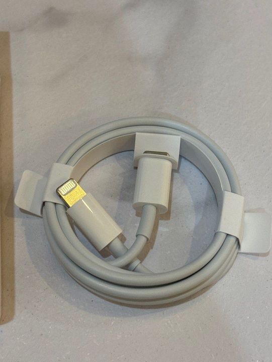 USB%20Type%20C%20to%20Lightning%20Cable%20For%20Iphone%2020W%20-%20Image%205