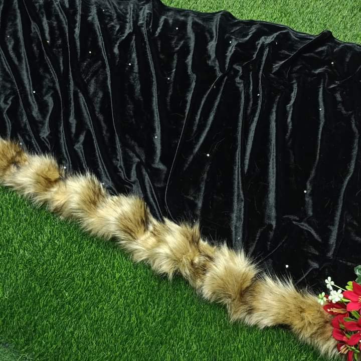 New%20Fashionable%20Velvet%20Shawl%20for%20Women%20-%20Stone%20Work%20Design%20-%20Image%204