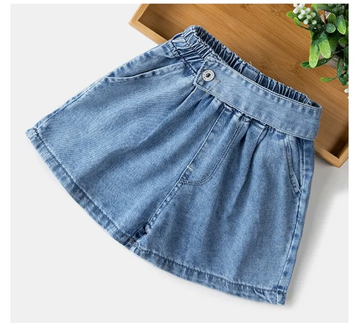 Summer%20Loose%20Fashion%20Kids%20Girl%20Short%20Big%20Girls%20Jeans%20Pants%20Korean%20Children%20Denim%20Shorts%20Clothes%20Short%20Trousers%20for%20Teenage%204-16Y%20-%20Image%204