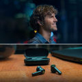 Razer Hammerhead True Wireless Half In-ear Wireless BT 5.0 Auto-Pairing Earphone Low Latency with 13mm Drivers. 