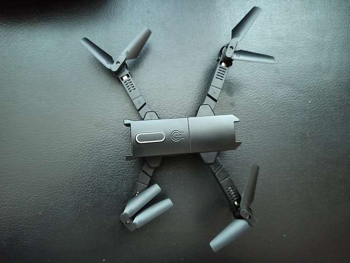 ZFR%20F190/XT8%20Mini%20Drone%20with%20Lighting%20Dual%20Camera,%20%20Dual%20Camera%20Quadcopter%20Multicolored%20LED%20lights%20Plane%20Toys%20WiFi%20Drone%20With%203.7V%20600mah%20Battery%20for%20Kids%20Over%2014%20Years%20Old,%20drone%20camera,%20camera%20drone,%20mini%20drone%20camera,%20drone%20camera%204k%20mini%20-%20Image%206