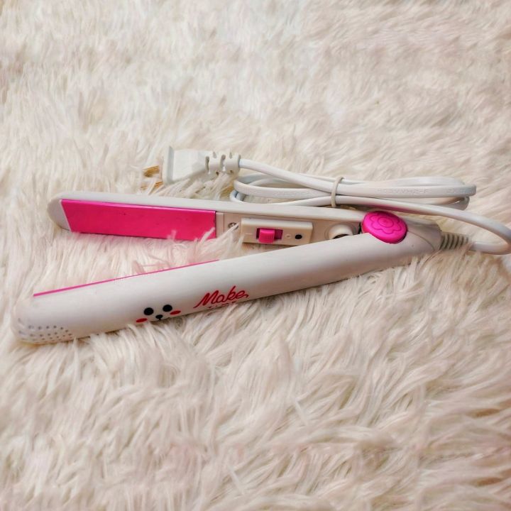 Make%20Time%20-%20Portable%20Hair%20Straightener%20Iron.%20Mini%20Ceramic%20Hair%20Straightener.%20-%20Image%202