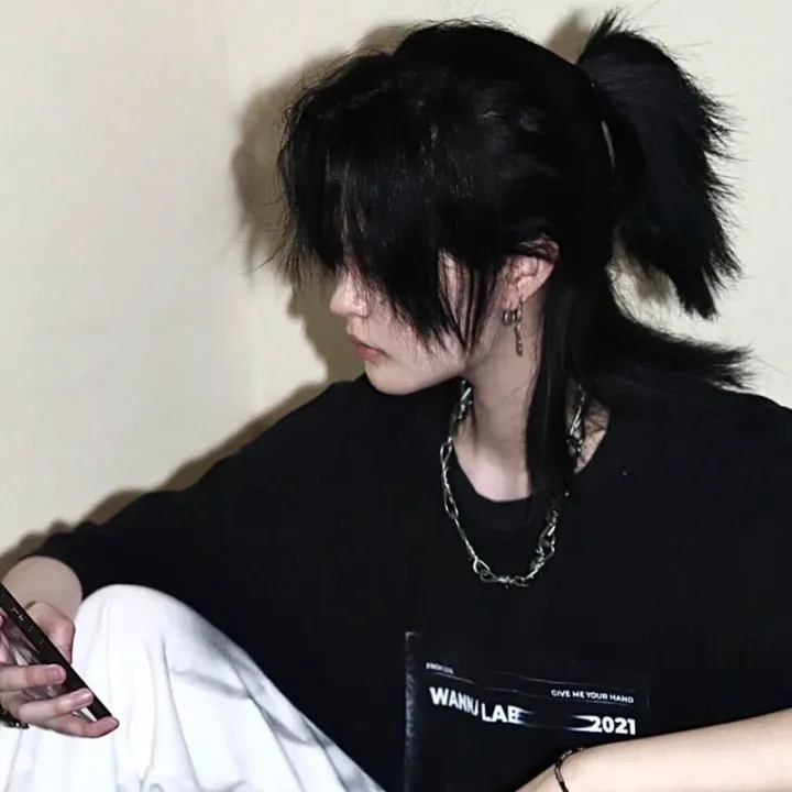 Wig%20Male%20Short%20Straight%20Hair%20Wolf%20Tail%20Wig%20Unisex%20Short%20Hair%20Hanging%20Ears%20Dyed%20Gradient%20Gray%20Mullet%20Head%20Cosplay%20Wig%20-%20Image%206