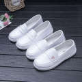 Nurse for women with soft soles, white breathable medical work that are not tiring, comfortable and non slip, flat bottomed, all season single shoes.