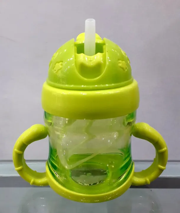 Baby%20Water%20Pot/Mum%20Pot/Bottle%20Training%20Cup%20With%20Straw%20and%20Drinking%20Pipe%20-%20Image%202