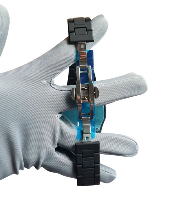 Black%20And%20White%20Aabic%20Fashionable%20Cabon%20fiver%20Plastic%20Watch%20Fo%20Men%20-%20Image%205