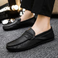 Spring and summer men's shoes, low-top beanie shoes, versatile casual shoes, breathable leather shoes, black work shoes, one foot.