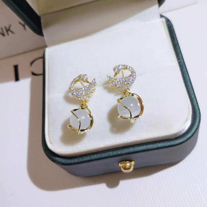 Fashion%20Sparkling%20Swan%20Crystal%20Swan%20Drop%20Pendant%20Earrings%20Women%20Exquisite%20Sweet%20Temperament%20Girls%20Jewelry%20-%20Image%202