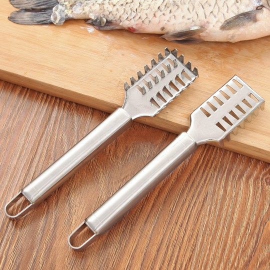 Stainless%20Steel%20Fish%20Scale%20Remover%20Fish%20Scales%20Peeler%20Kitchen%20Tool%20-%20Image%204