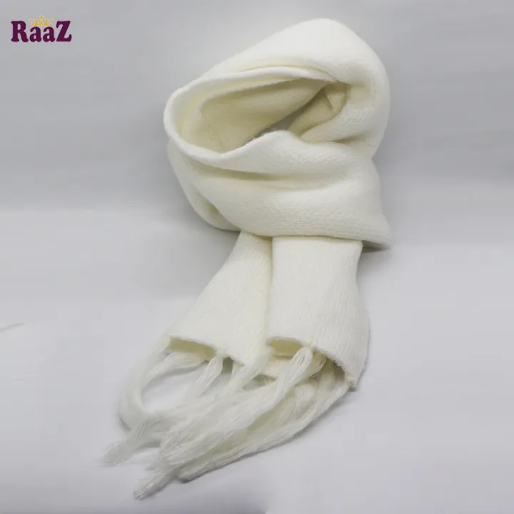 White%20Winter%20Woolen%20Scarf,%20Soft%20Muffler%20Stylish%20Fashion%20Scarf%20For%20Men%20And%20Women%20-%20Image%204