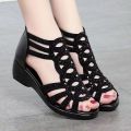 Soft leather roman sandals women's summer 2022 new soft-soled mom shoes fashion wear women's sandals wedge heel women's shoes.