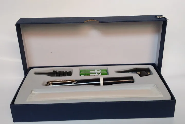 Diagnostic%20Otoscope%20Penlight%20Ear%20Cleaner%20Earpicks%20Flashlight%20/%20Magnifying%20Glass%20Len%20/%204%20Glimpse%20LED%20Lamp%20Health%20Ear%20Care%20Tool%20-%20Image%202