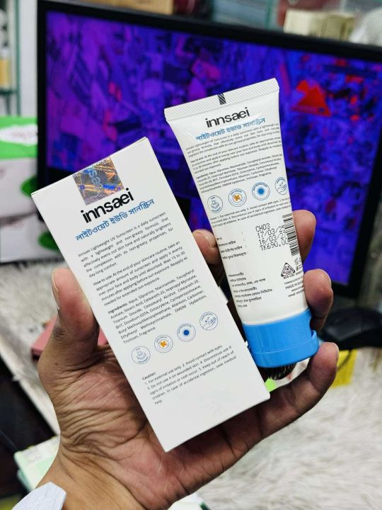 innsaei Lightweight UV Sunscreen -50