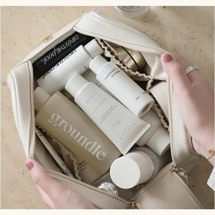 Double%20Zipper%20Toast%20Travel%20Makeup%20Bag%20for%20Women%20Cosmetic%20Bag%20Large%20Capacity%20Makeup%20Bag%20Storage%20Organizer%20PU%20Leather%20Toiletry%20Bag%20-%20Image%205