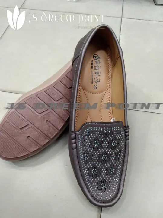 JS%20-%20L-06%20Premium%20Quality%20Soft%20Leather%20Shoes%20Sandal%20For%20Womens%20Lofer%20-%20Image%205