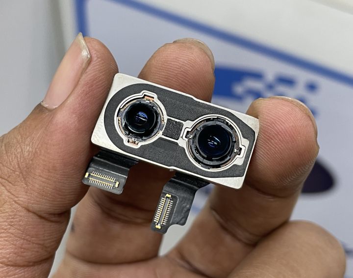 iPhone%20XS%20/%20XS%20Max%20Original%20Back%20Camera%20Module%20%E2%80%93%20Pulled%20from%20Original%20Device%20&%20Tested%20-%20Image%204