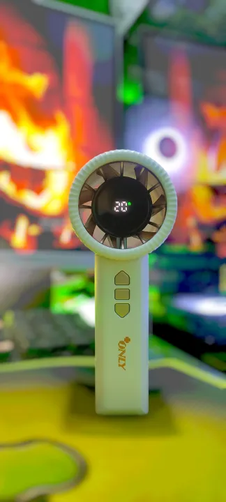 DIGITAL%20HIGH-SPEED%C2%A0FAN%20Mini%20Fan%20Handheld%20Fan%20Rechargeable%20-%20Image%207