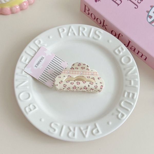 Korean%20Style%20Cute%20Pastel%20Hair%20Claw%20Clip%20for%20Girls%20and%20Women%20Hair%20Accessories%20-%20Image%206