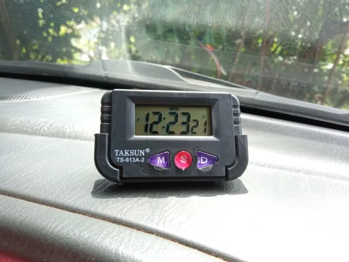 Taksun%20TS%20613A%20Digital%20Table%20Clock%20with%20Calendar%20Display%20Stopwatch%20and%20Car%20Mount%20Option%20-%20Image%205