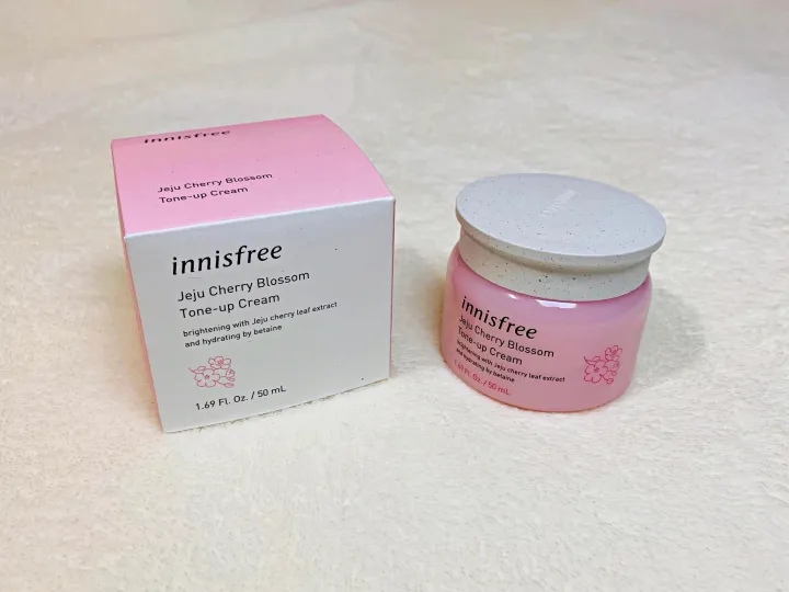 Innisfree%20Jeju%20Cherry%20Blossom%20Tone%20Up%20Cream%2050ml%20-%20Image%205