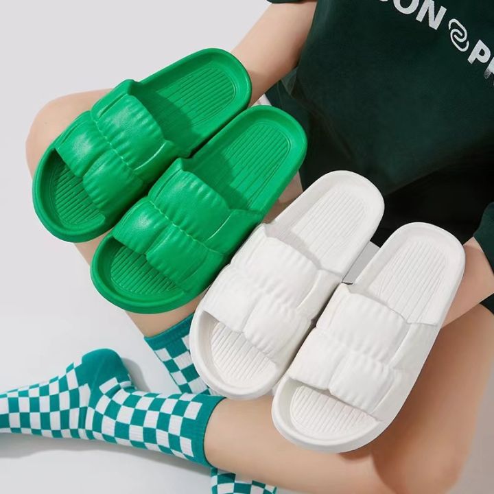 Women's%20Soft%20Sole%20Cloud%20Slippers%20Summer%20Beach%20Thick%20Platform%20Slipper%20Sandals%20Women%20Korean%20Eva%20Slippers%20for%20Home%20Flip%20Flops%20Shoes%20-%20Image%203