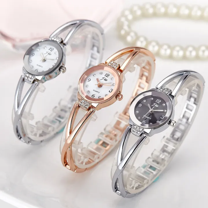 New%20Style%20Korean%20Brand%20Wholesale%20Fashion%20Watch%20Women's%20Decorative%20Steel%20Belt%20Electronic%20Student%20Lady%20Bangle%20Watch%20-%20Image%202