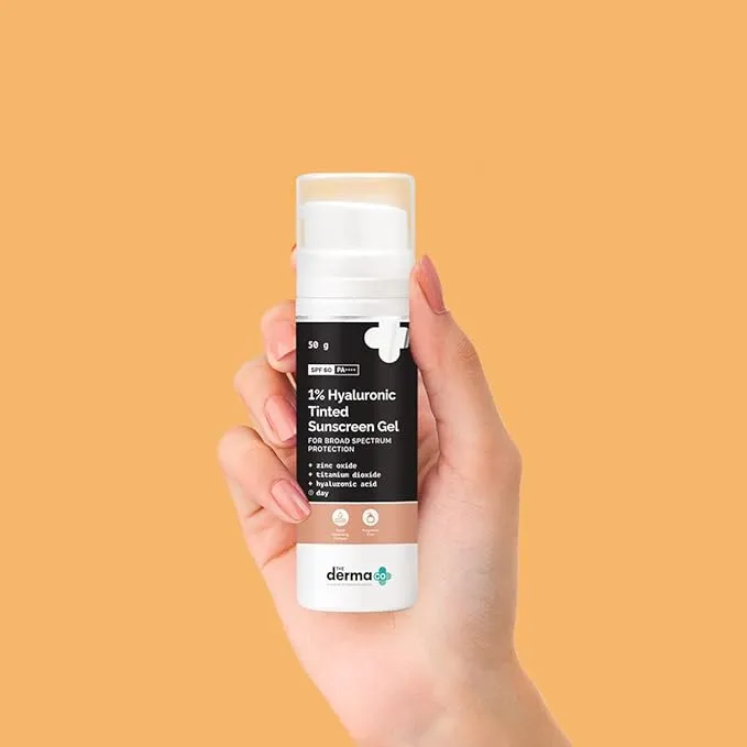 The%20Derma%20Co%201%25%20Hyaluronic%20Tinted%20Sunscreen%20Gel%20-%2050g%20-%20Image%202