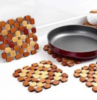 3%20Pieces%20Of%20Heat-Resistant%20Mats%20-%20Protect%20Surfaces%20With%20Durable%20Heat-Resistant%20Mats%20Set%20-%20Image%202