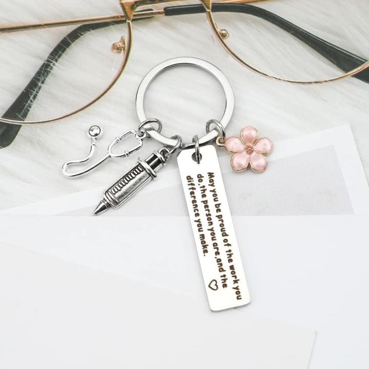 Engraved%20Nurse%20gifts%20Cute%20Personalized%20Inspirational%20Nurse%20keychains%20Customized%20Nurse%20graduation%20gifts%20for%20Nurses%20Nursing%20-%20Image%204