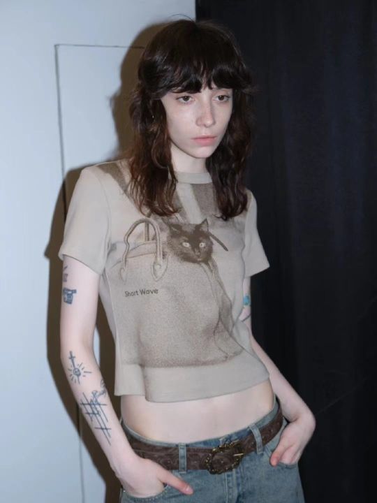 Graphic%20print%20crew%20neck%20T%20Women's%20Short-Sleeved%20Shirt%20-%20Image%203