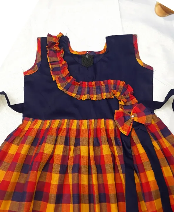 Grameen%20check%20comfortable%20Baby%20Dress%201%20to%2010%20years%20-%20Image%204