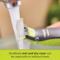 Philips QP2525/10 OneBlade Wet & Dry 3-in-1 Hybrid Trimmer.