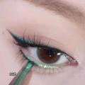 Chameleon Eye Shadow Eyeliner Pencil Shiny Pearlescent Silkworm Eyeshadow Stick Lasting Waterproof and Brightening Eye Cosmetics.