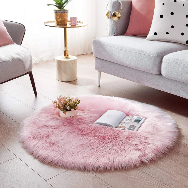 Fluffy%20Fur%20Carpet%20Circle%20shape%20Rugs,%20Soft%20Hairy%20Fur%20Rugs%20Washable%20Faux%20Fur%20Rug%20For%20Kids%20Bedroom%20Home%20Decoration%20Sofas%20Cushions%20Mat%20Soft%20Carpet%20Sheepskin%20Rug%20(1pc,%2070*70cm%20Circle)%20-%20Image%202