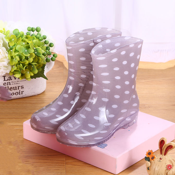 Short%20Net%20Red%20Rain%20Shoes%20Waterproof%20Shoes%20Rain%20Rubber%20Boots%20Shoe%20Cover%20Women's%20Plastic%20Cute%20Fashion%20Non-Slip%20Rain%20Boots%20-%20Image%202