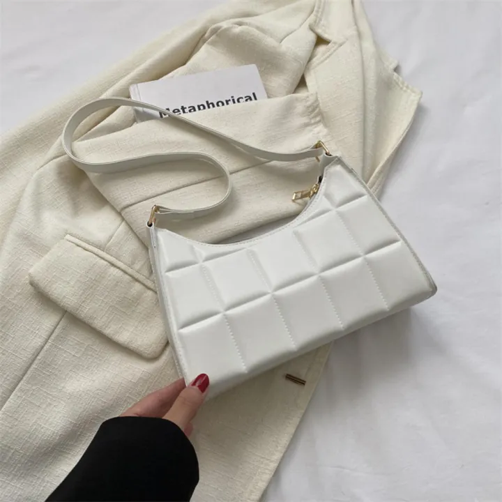 Black/White%20Shoulder%20bag%20High-quality%20PU%20Underarm%20bag%20Solid%20color%20bag%20for%20Fashion%20show%20Daily%20wear%20Office%20use%20Shopping%20Travel%20-%20Image%204