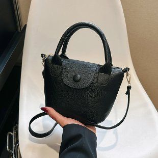 Fashionable%20and%20ersatile%20portable%20small%20bag%20for%20women's%20new%20contrasting%20color%20casual%20buet%20bag,%202023%20autumn%20/winter%20nhe%20appointment%20crossbo%20bag%20-%20Image%207