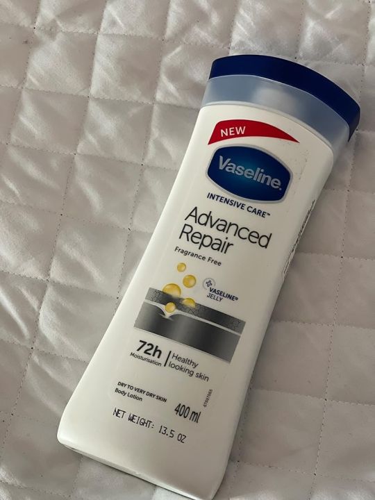 400%20ml%20Vaseline%20Lotion%20Advanced%20repair%20white%20color%20Any%20season%20used%20International%20South%20African%20Product%20%20for%20male%20/%20female%20-%20Image%203