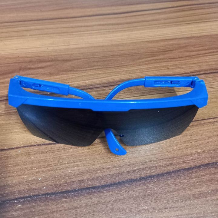 BLACK%20Glass%20Work%20Safety%20Eye%20Protection%20Glasses%20For%20Electrical%20Trade%20Tools%20Sets%20-%20Image%206