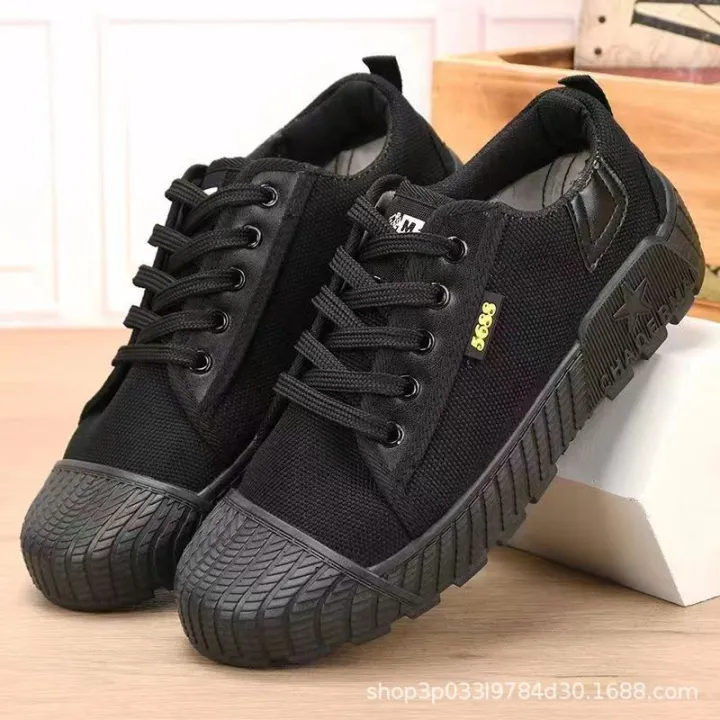 2022%20New%20Training%20Labor%20Protection%20Construction%20Site%20Thick%20Bottom%20Liberation%20Shoes%20Men's%20and%20Women's%20Non-Slip%20Wear-Resistant%20Military%20Quality%20-%20Image%202
