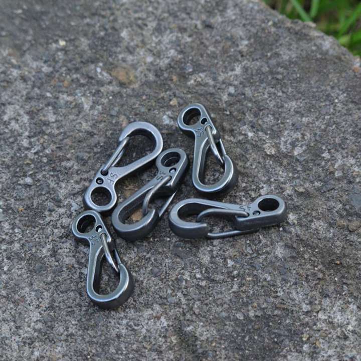 30PCS/Mini%20Spring%20Backpack%20Clasps%20Climbing%20Carabiners%20Keychain%20Camping%20Bottle%20Hooks%20Survival%20Gear%20-%20Grey%20-%20Image%202