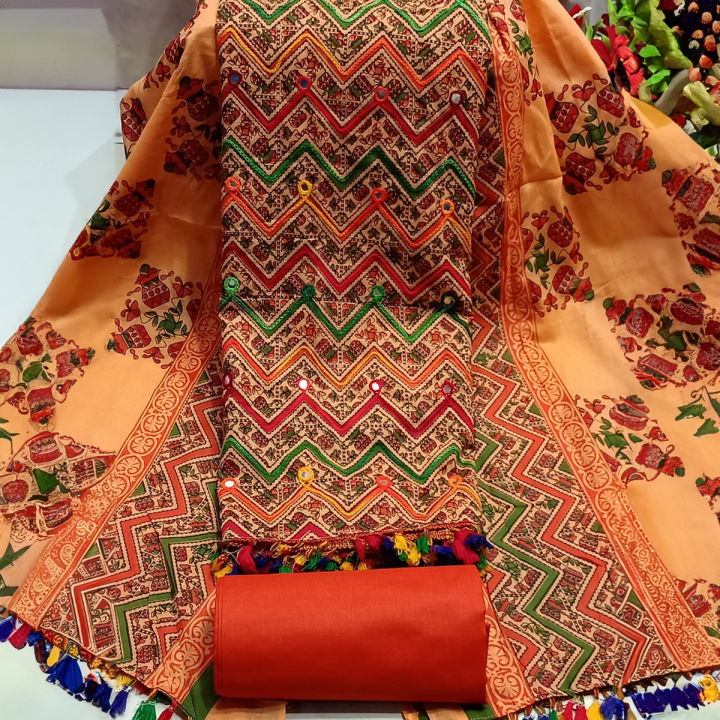 Cotton%20Unstitched%20Three-Piece%20Salwar%20Kameez%20for%20Women%20with%20Screen%20Print%20-%20Image%202