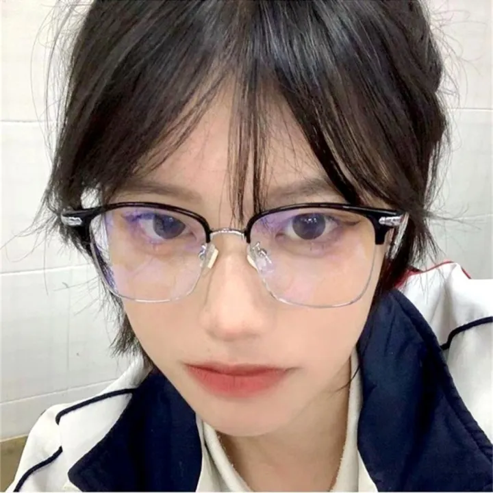 Metal%20Frame%20Blue%20Light%20Glasses%20Vintage%20Square%20Frame%20Vintage%20Eyeglasses%20UV400%20Eyewear%20for%20Unisex%20Men%20and%20Women%20Digital%20Devices%20Eye%20Protection%20Fashion%20Accessory%20-%20Image%208