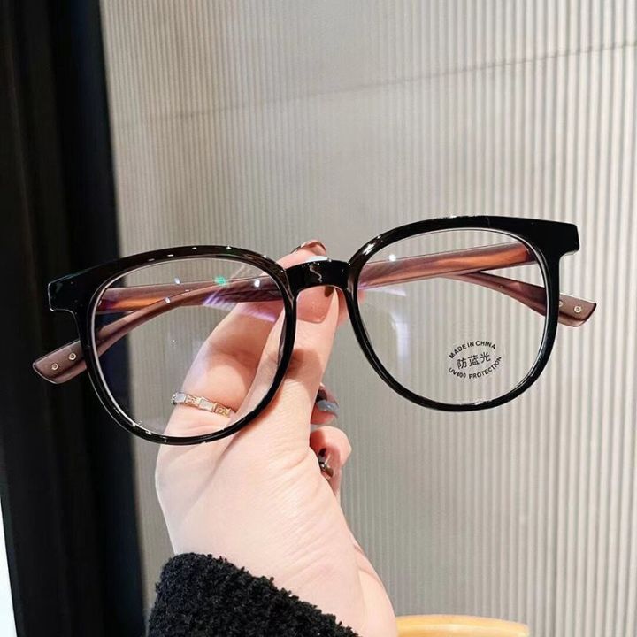 Anti%20Blue%20Light%20Student%20Women%20Glasses%20Retro%20Wooden%20Myopia%20Glasses%20Transparent%20Glasses%20Frame%20Flat%20Glasses%20Unisex%20-%20Image%203