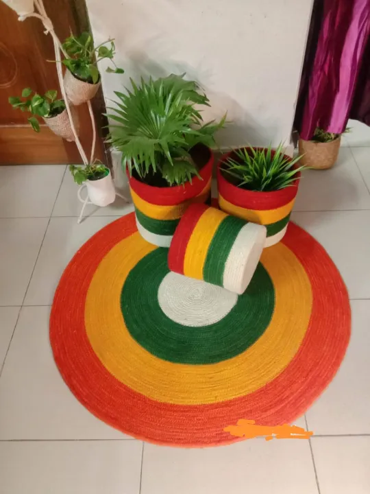 Jute%20Rugs/%20Mat,%20Plant%20Basket%20-%20Image%202