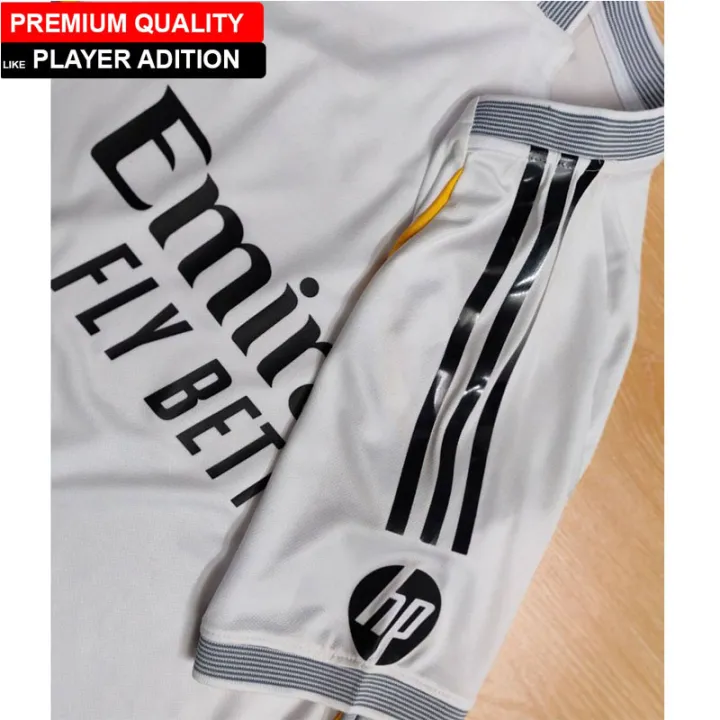 Real%20Madrid%202025/2026%20Home%20Jersey%20&%20Pant%20Set%20-%20Thai%20Premium%20Quality%20-%20Men/Women%20Football%20Kit%20-%20Authentic%20Real%20Madrid%20Jersey%20-%20Image%207