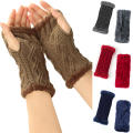 Fleece Thickened Gloves Cropped Knitted Fingerless Plush Sleeves Winter Warm Gloves Acrylic Velvet Mittens for Women Girls.