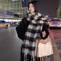 Autumn and Winter New Cashmere-like Plaid Scarf for Women Winter Korean Style Versatile High-Grade Shawl Thickened Warm Scarf Fashion. 