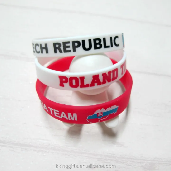 custom%20cicret%20smart%20bracelet/mens%20bracelet%20models/thin%20silicone%20bracelet%20for%20promotion%20-%20Image%205